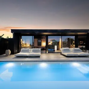 casa-del-sol-estepona.1costadelsol.com/