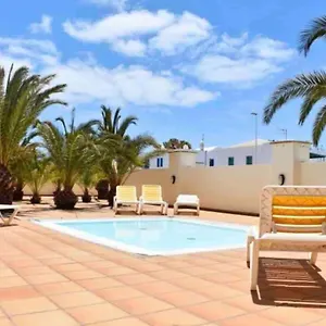  Apartment Riviera Park 7a - Air Con- Wi-fi- Uk Channels- 5 Minutes Walking From The Sea